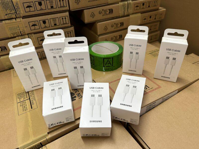Kabel Samsung USB Type-C - USB Type-C EP-DX310JWEGEU 3A 1.8 m, biały - obrazek 4
