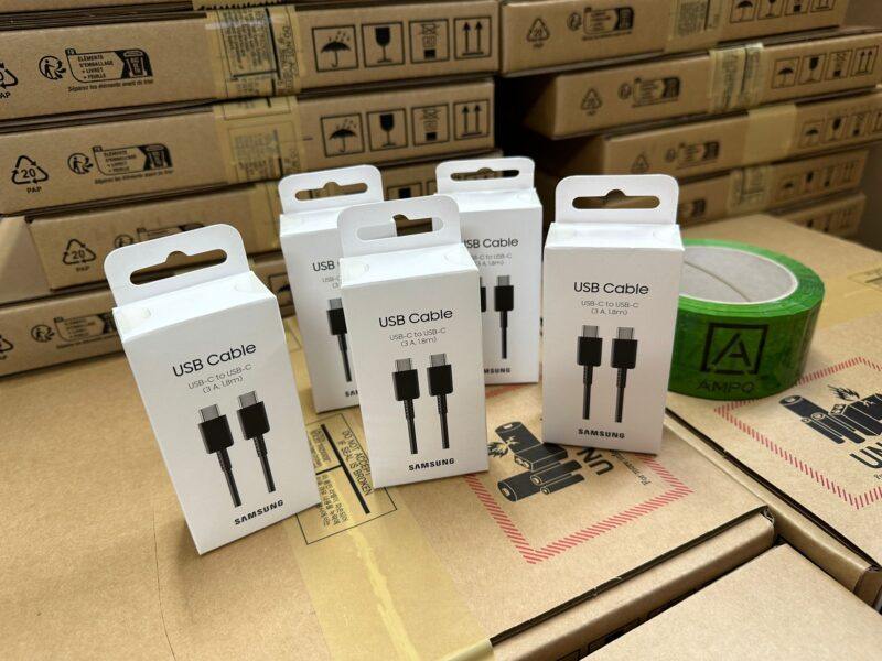 Samsung Kabel USB‑C – USB‑C 1,8m 3A Czarny, EP-DX310JBEGEU - obrazek 4