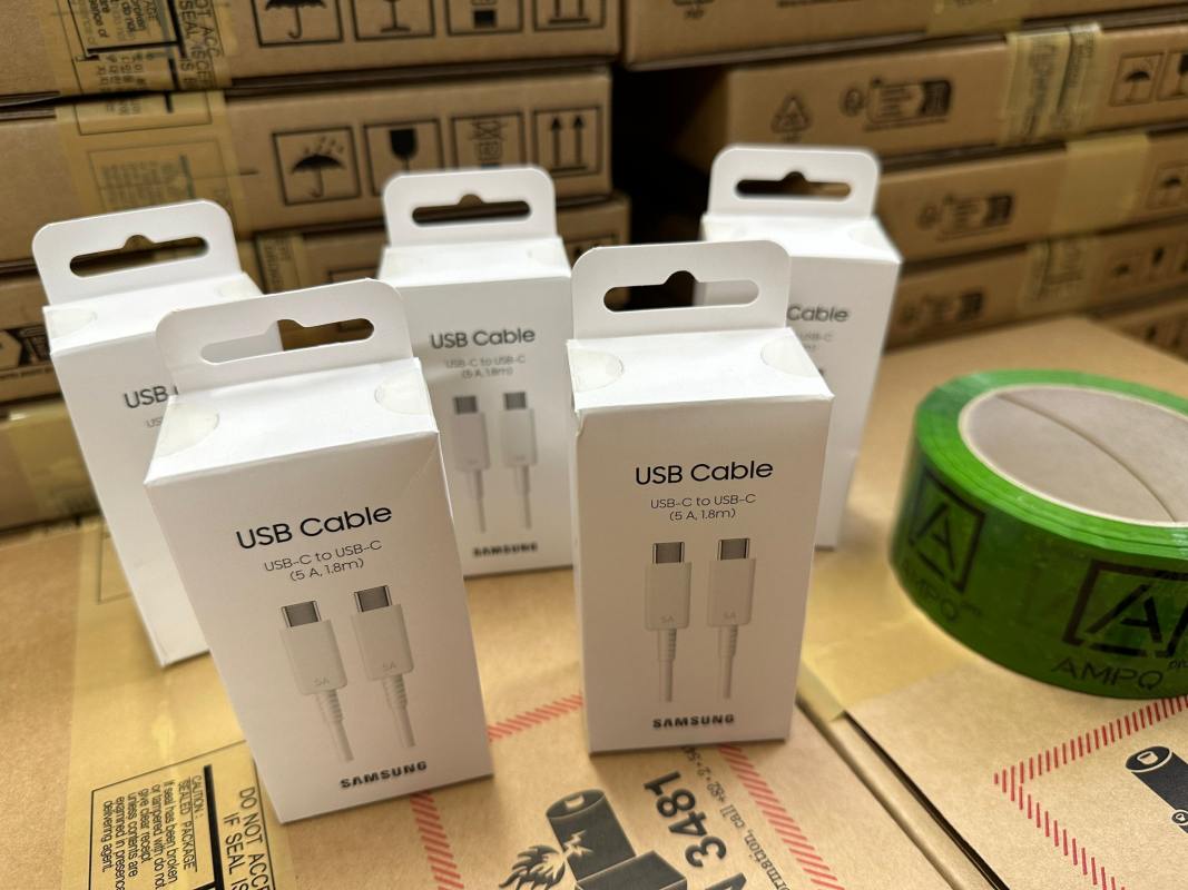 Kabel Samsung USB-C do USB-C EP-DX510JWEGEU 1,8m 5A, biały - obrazek 5